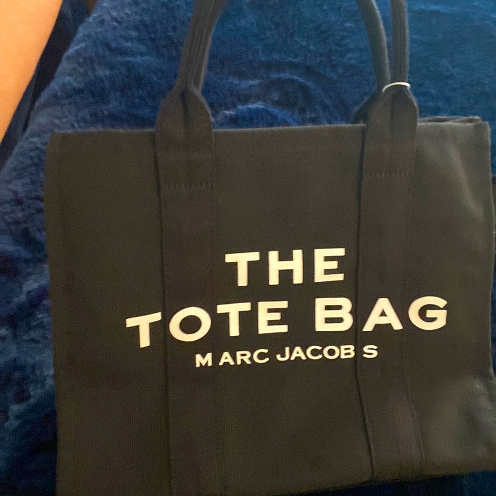 I had just gotten 2 for my birthday and decided to sale one